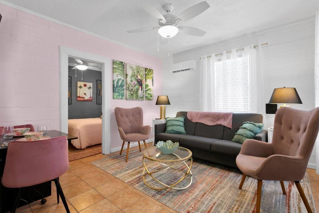 The Pink Oasis Waterfront 1 Bed Apt Tampa Exterior foto