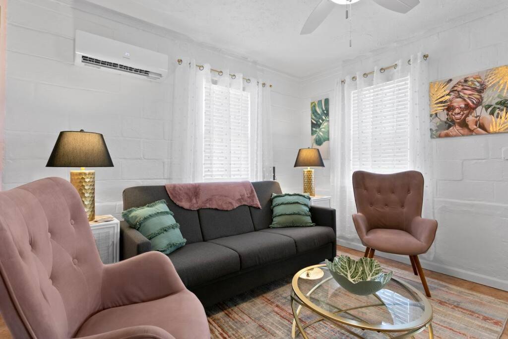 The Pink Oasis Waterfront 1 Bed Apt Tampa Exterior foto