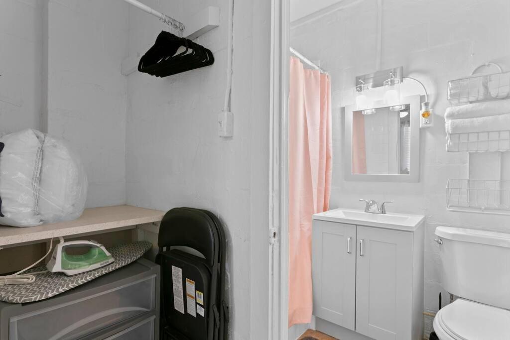 The Pink Oasis Waterfront 1 Bed Apt Tampa Exterior foto